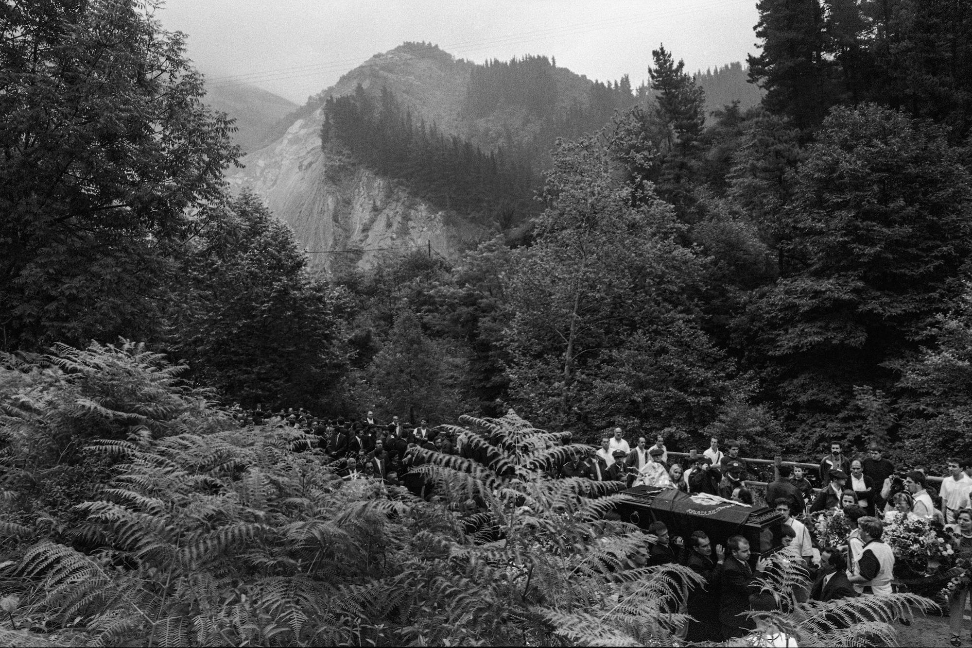 Trimestral 70 Hemendik Hurbil. Cerca de aquí. - 13